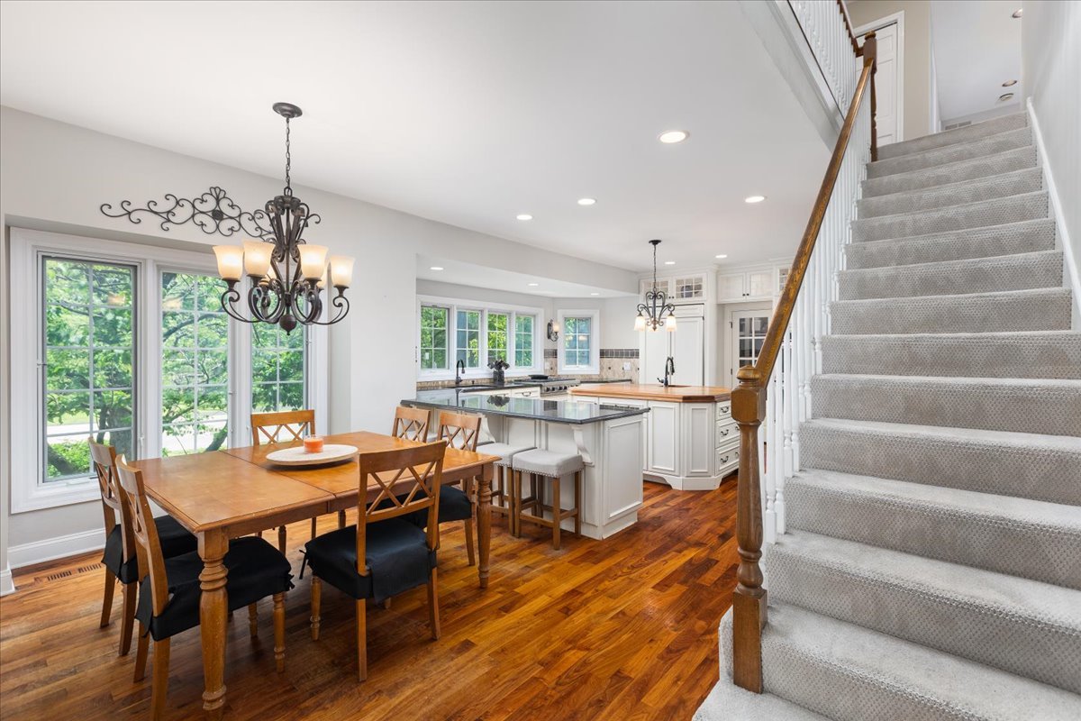6191 Shorewood Court, Lisle, IL 60532