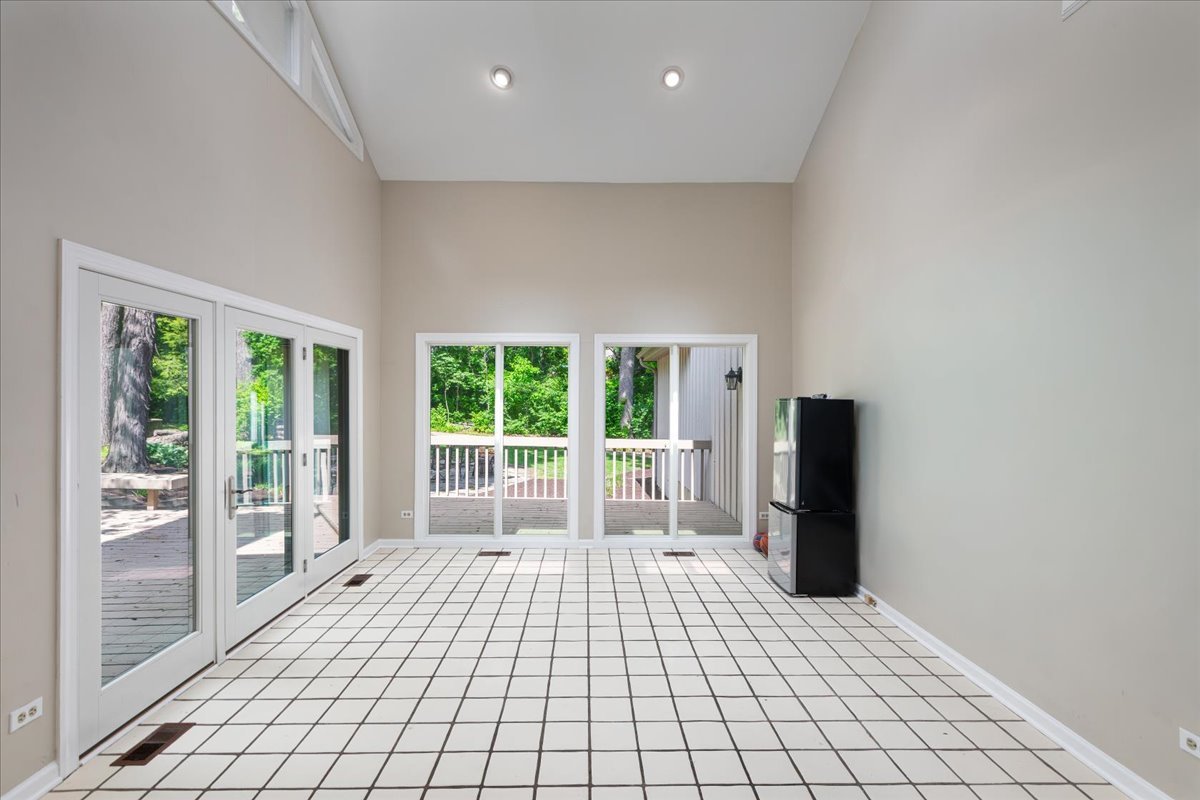 6191 Shorewood Court, Lisle, IL 60532