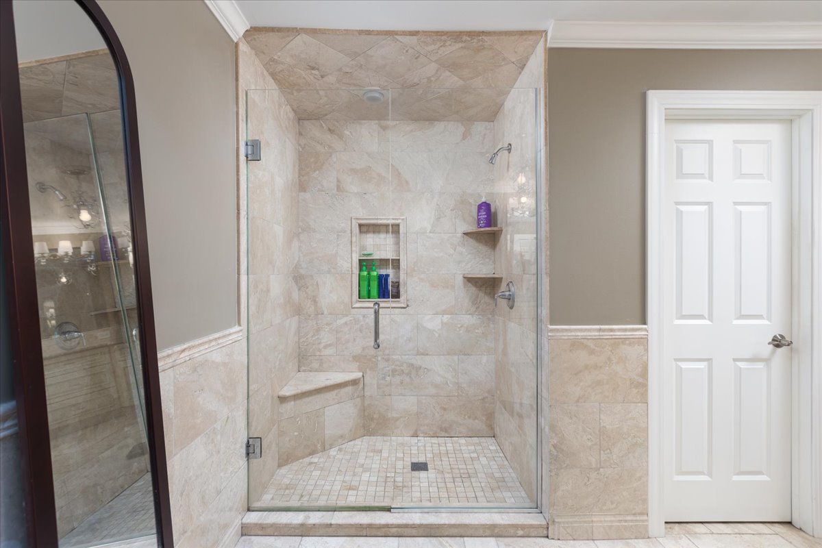 6191 Shorewood Court, Lisle, IL 60532