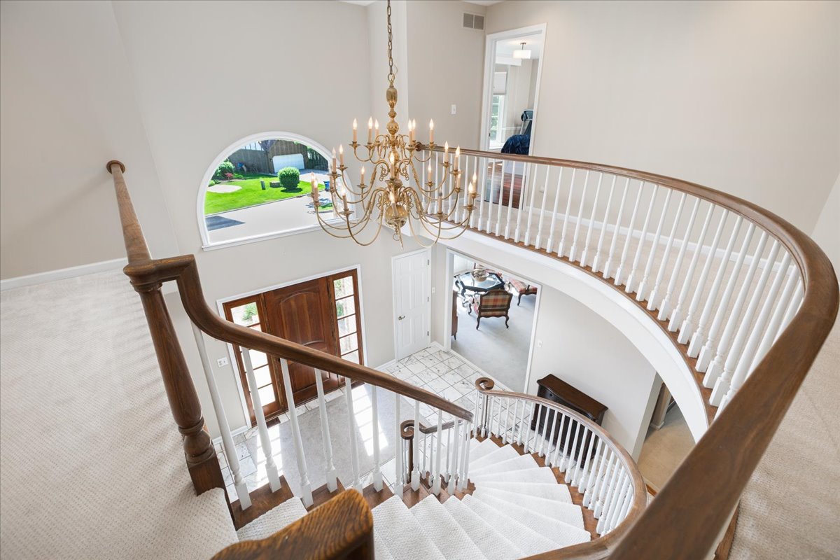 6191 Shorewood Court, Lisle, IL 60532