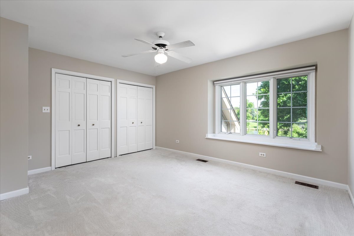 6191 Shorewood Court, Lisle, IL 60532