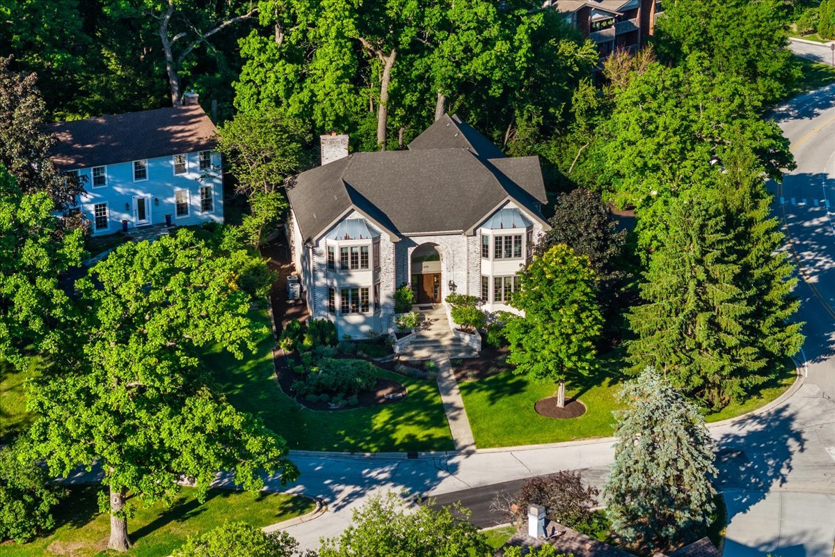 6191 Shorewood Court, Lisle, IL 60532