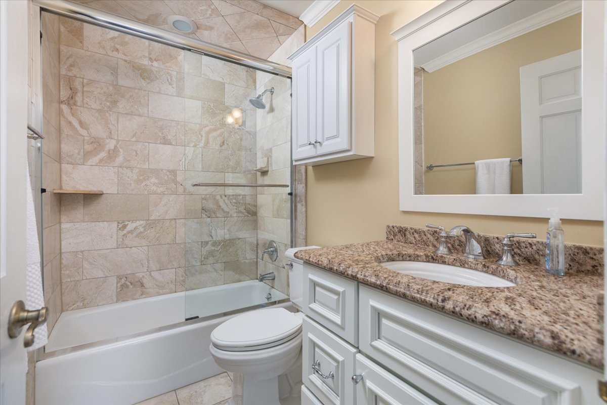 6191 Shorewood Court, Lisle, IL 60532