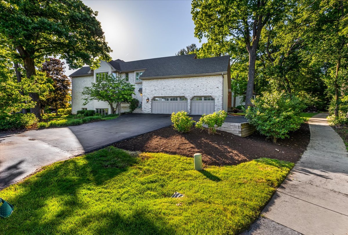 6191 Shorewood Court, Lisle, IL 60532
