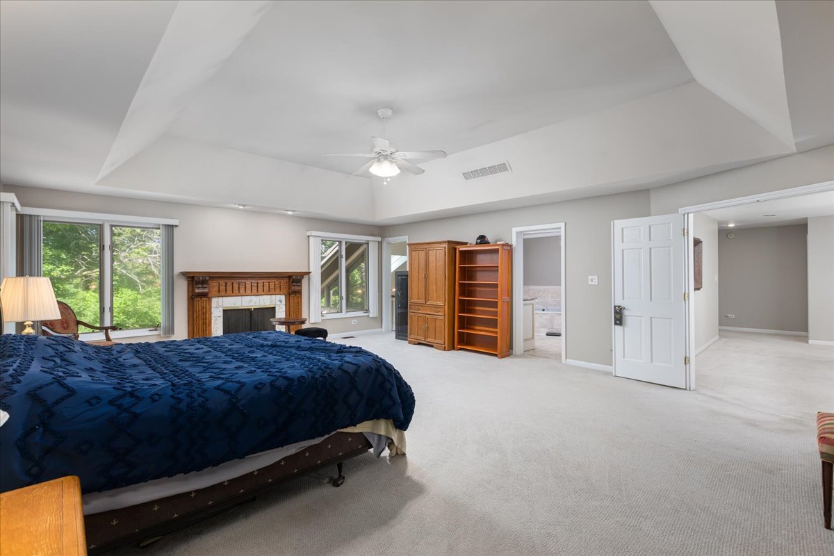 6191 Shorewood Court, Lisle, IL 60532