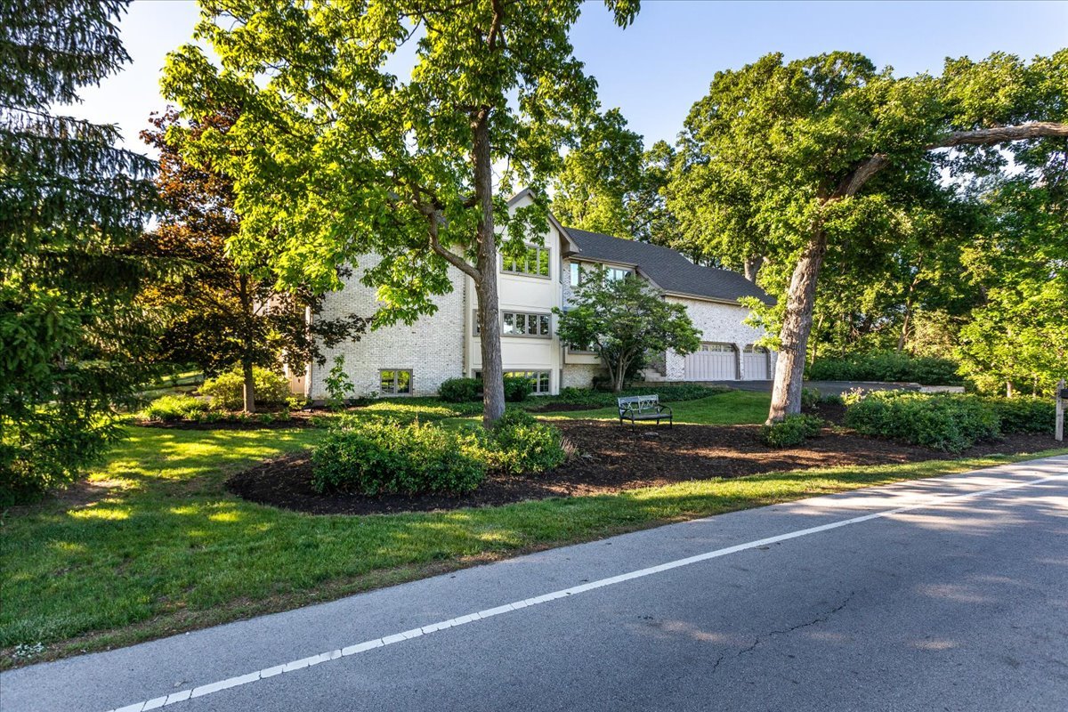 6191 Shorewood Court, Lisle, IL 60532