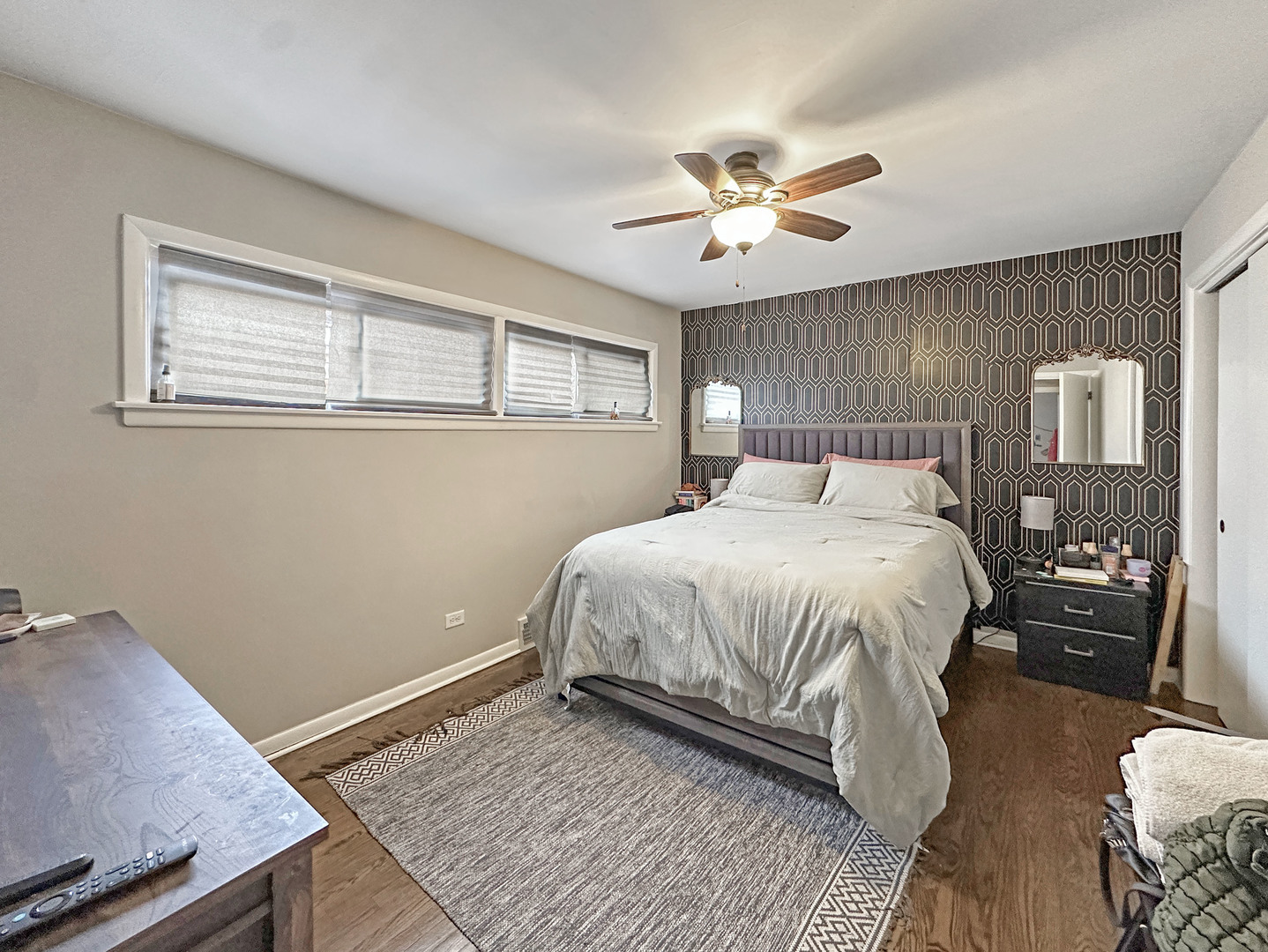 14522 S Marquette Avenue, Burnham, IL 60633