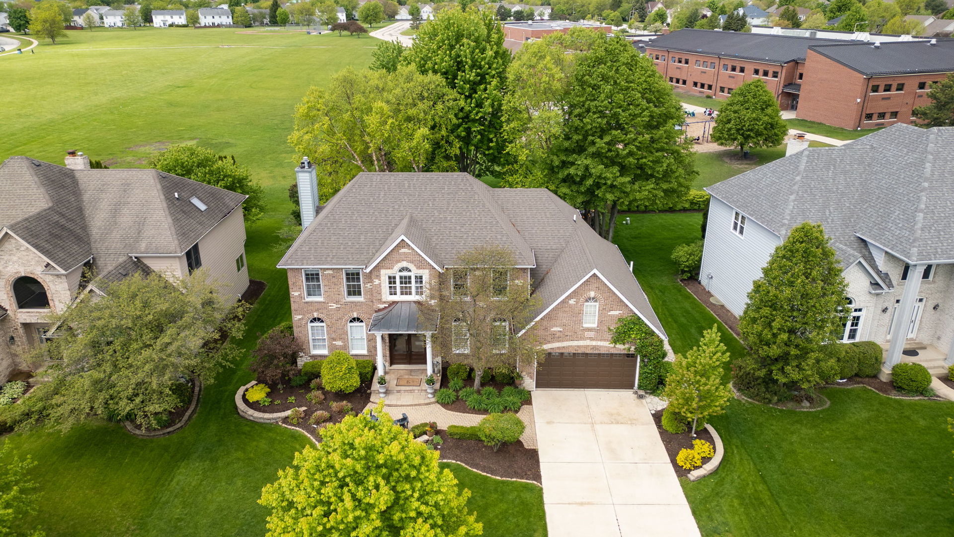 2523 Skylane Drive, Naperville, IL 60564