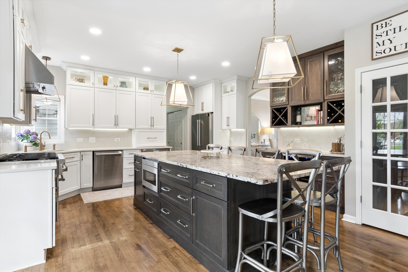 2523 Skylane Drive, Naperville, IL 60564