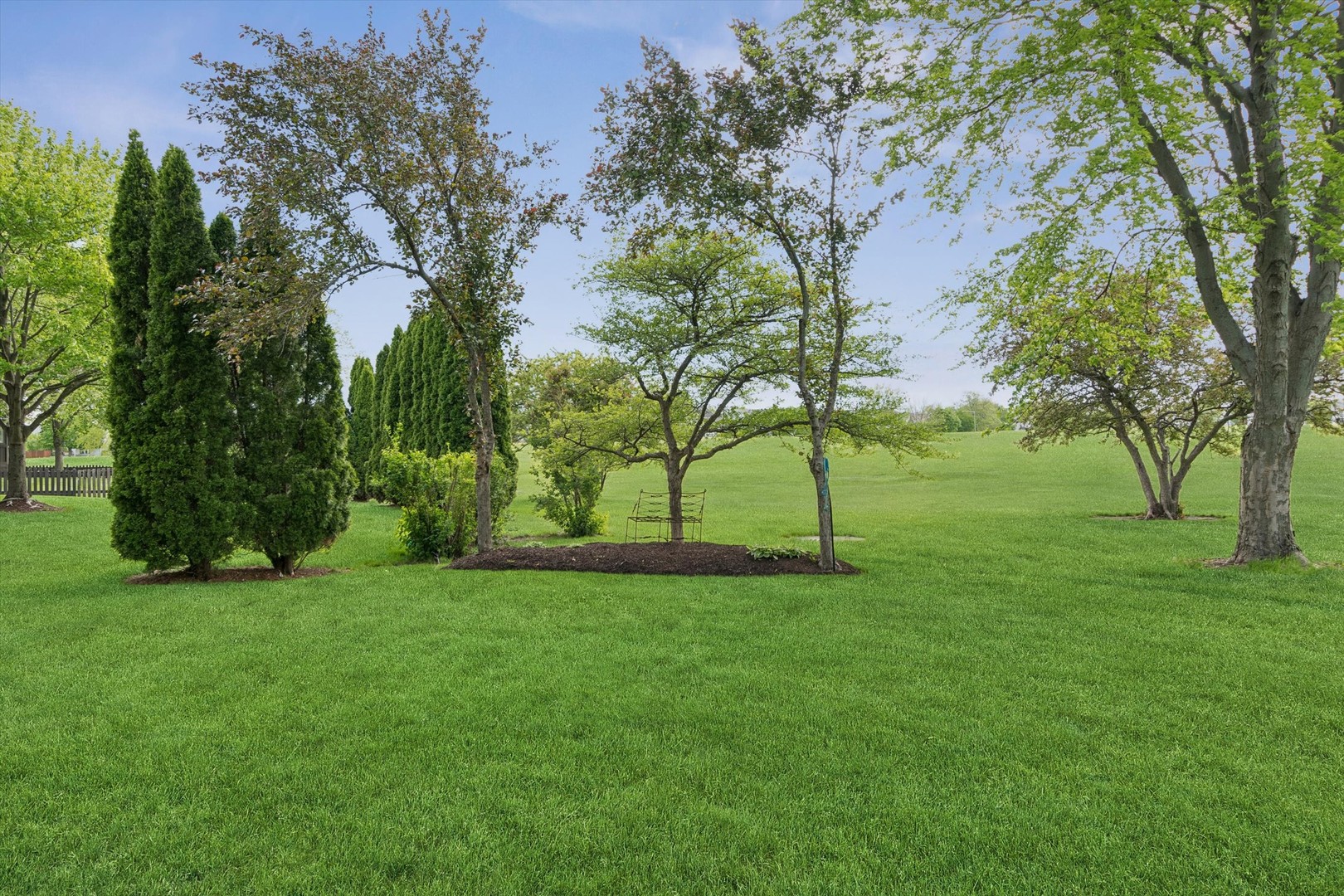 2523 Skylane Drive, Naperville, IL 60564