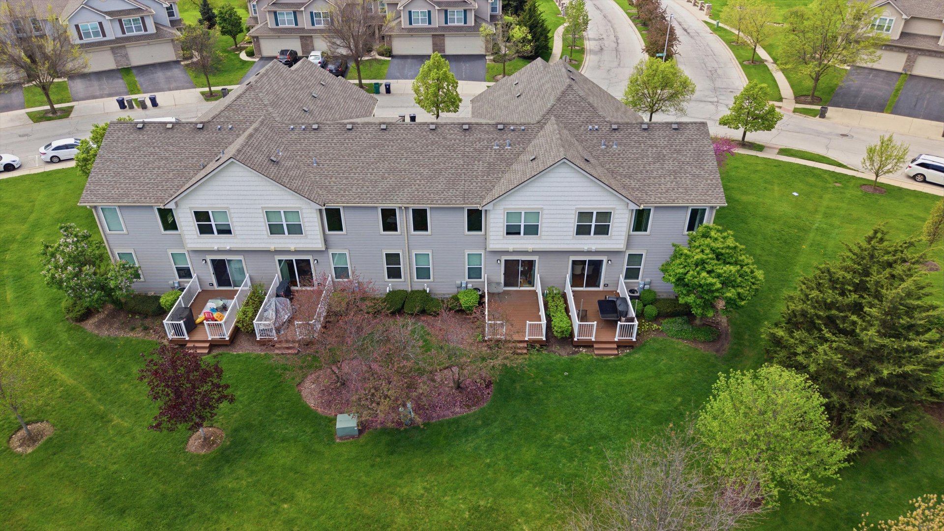 918 Oak Ridge Boulevard, Elgin, IL 60120