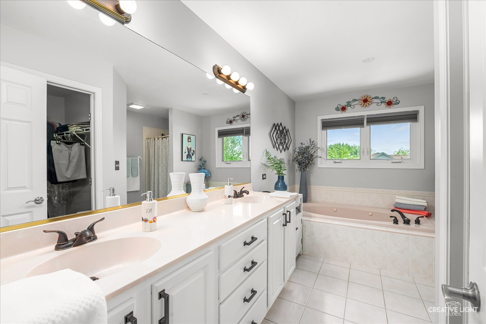 22531 W Bass Lake Road, Plainfield, IL 60544