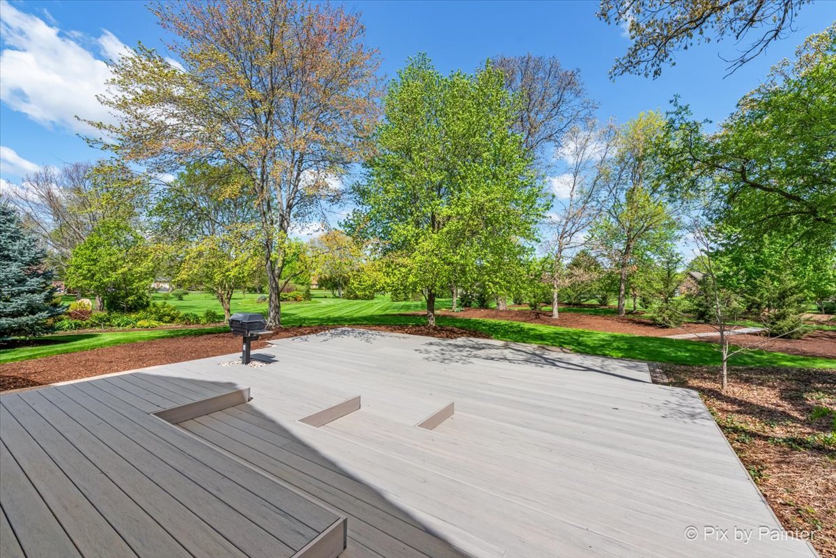 28W300 Flanders Lane, Winfield, IL 60190