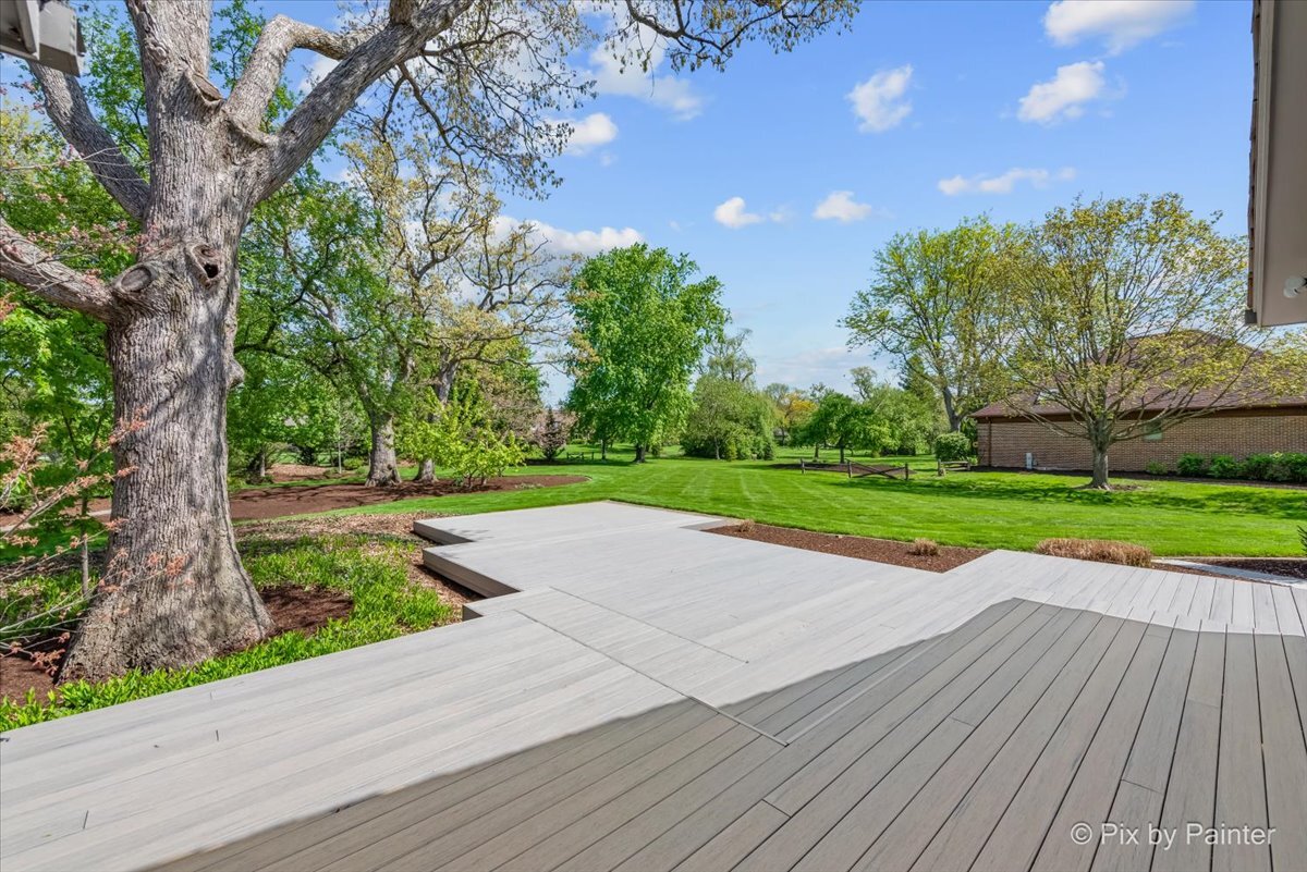 28W300 Flanders Lane, Winfield, IL 60190