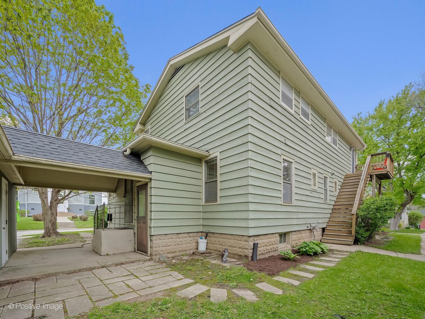 424 Blaine Street, Batavia, IL 60510