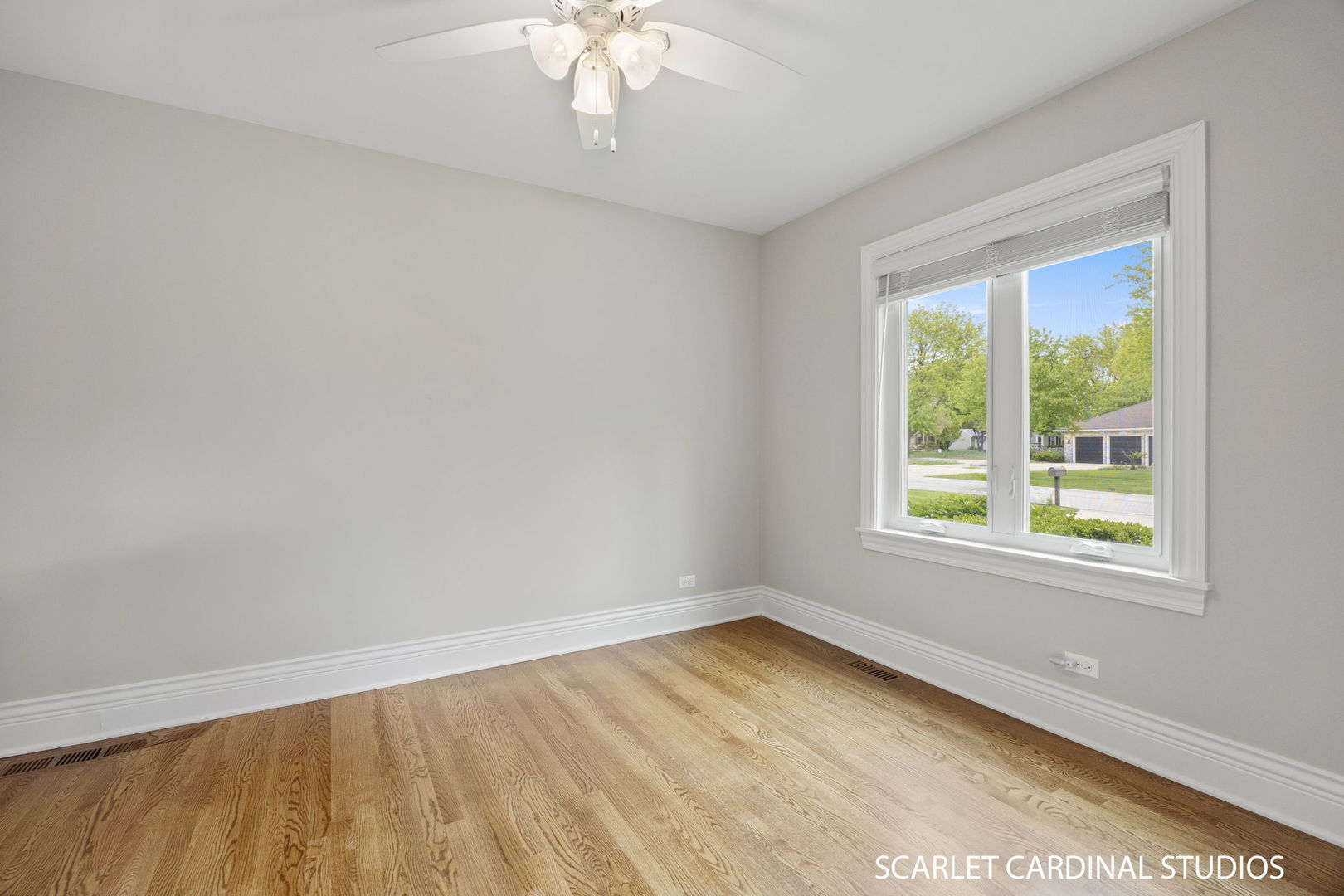 2010 Canterbury Place, Wheaton, IL 60189