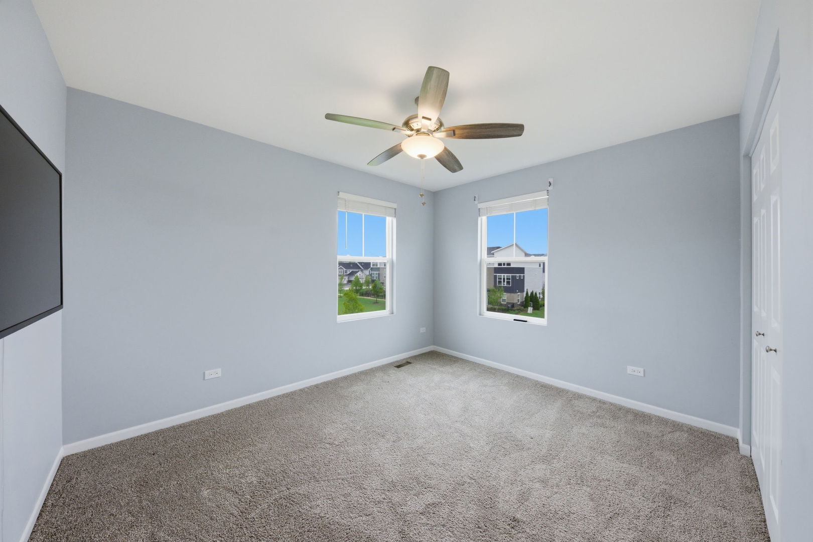 4158 Irving Road, Aurora, IL 60504