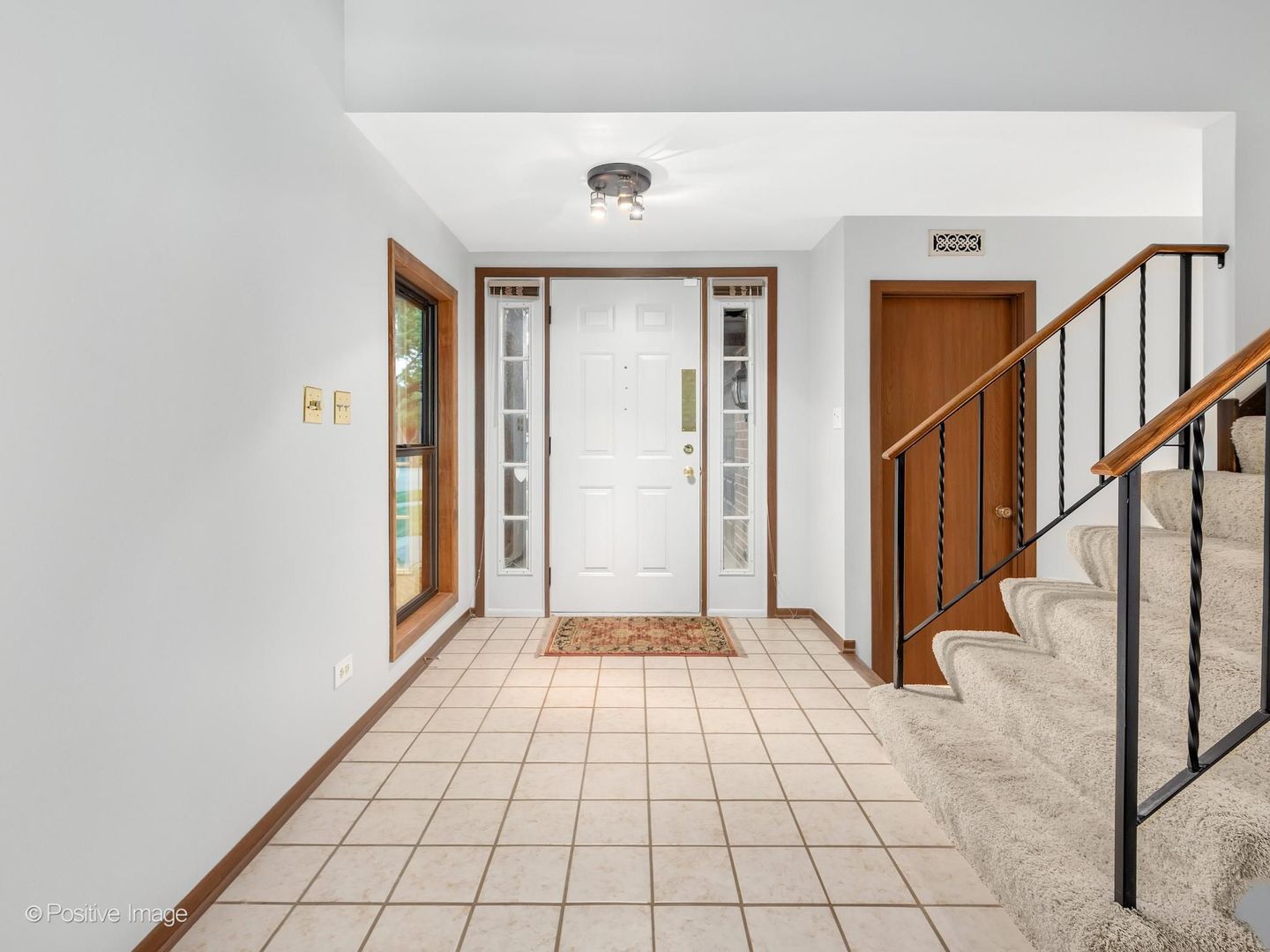 131 White Birch Lane, Westmont, IL 60559