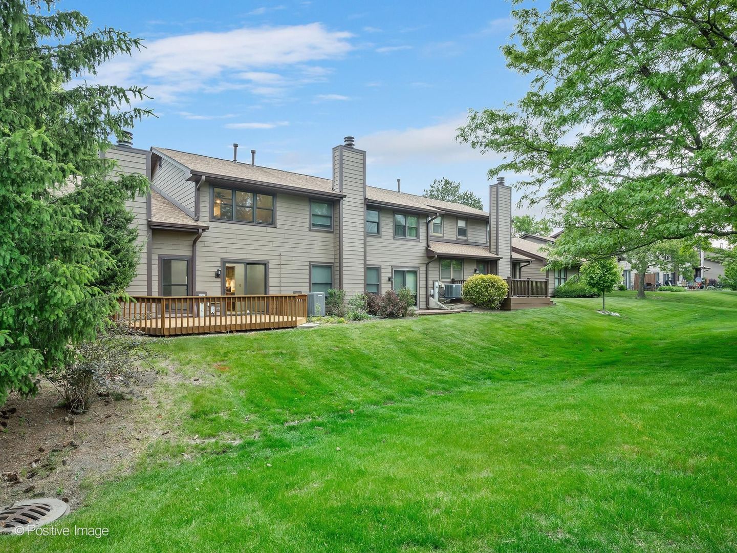 131 White Birch Lane, Westmont, IL 60559