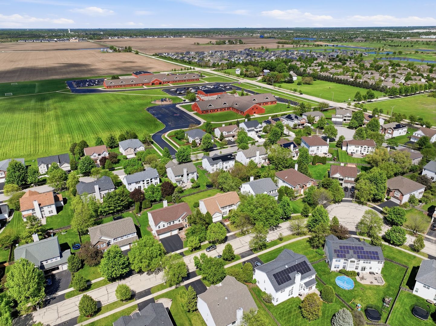 2174 Muirfield Trail, Bolingbrook, IL 60490