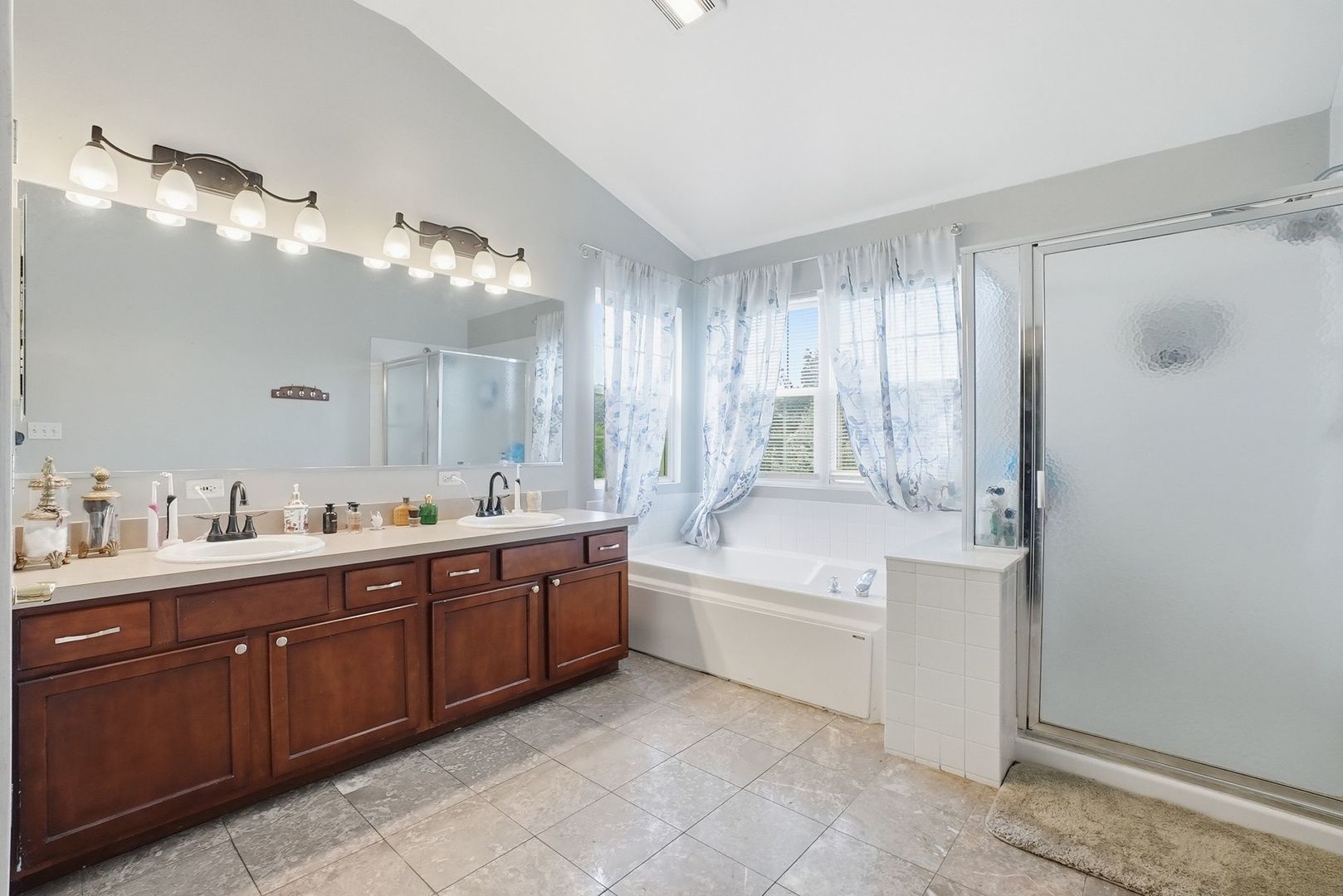 2174 Muirfield Trail, Bolingbrook, IL 60490