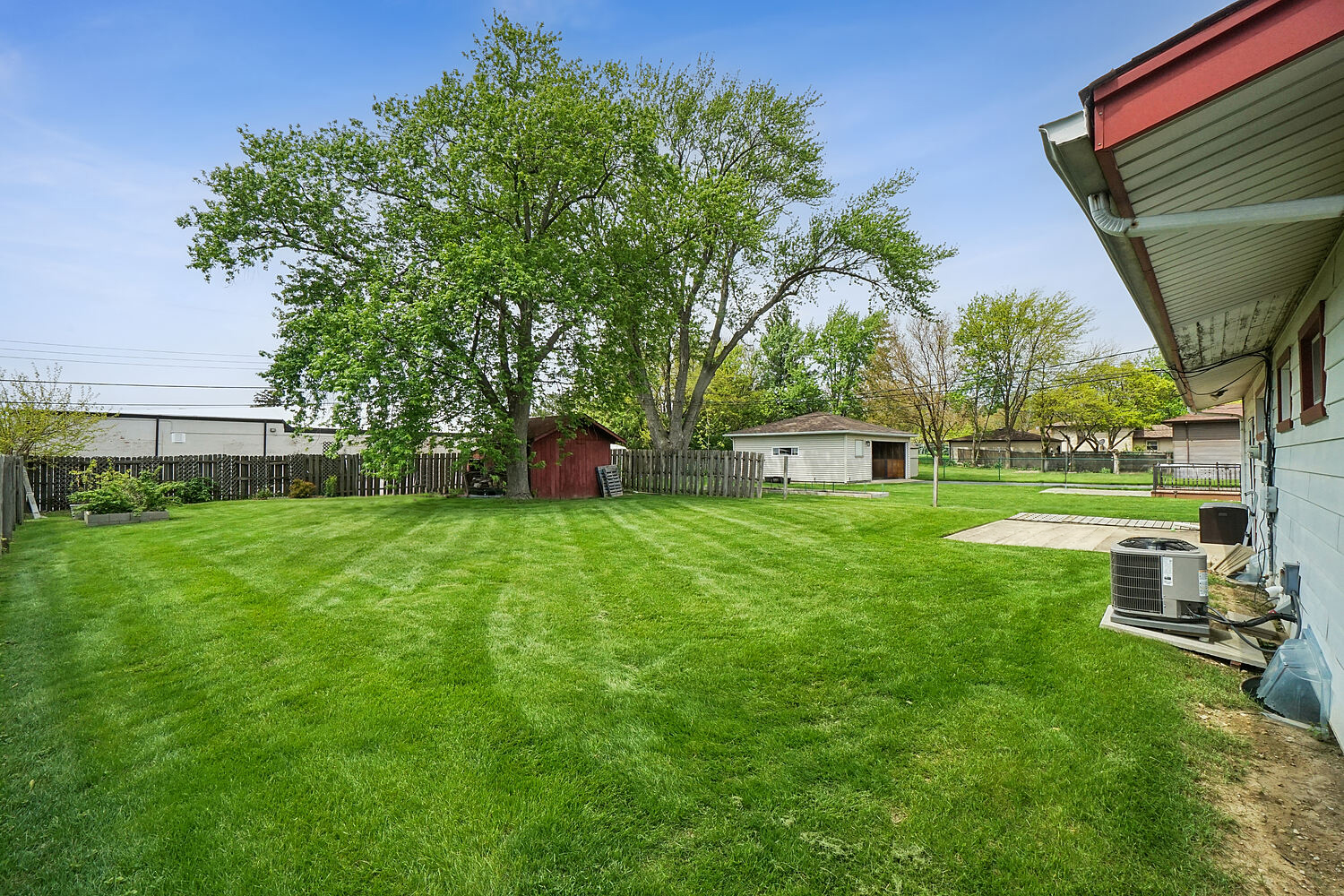 1028 Cherokee Place, Lemont, IL 60439