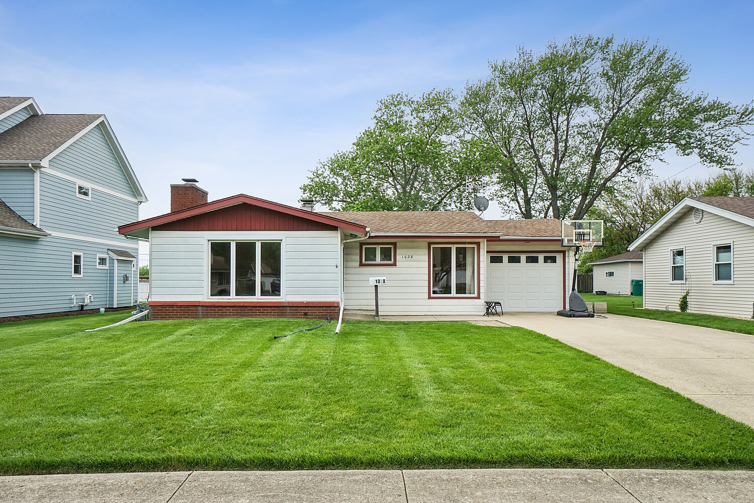 1028 Cherokee Place, Lemont, IL 60439