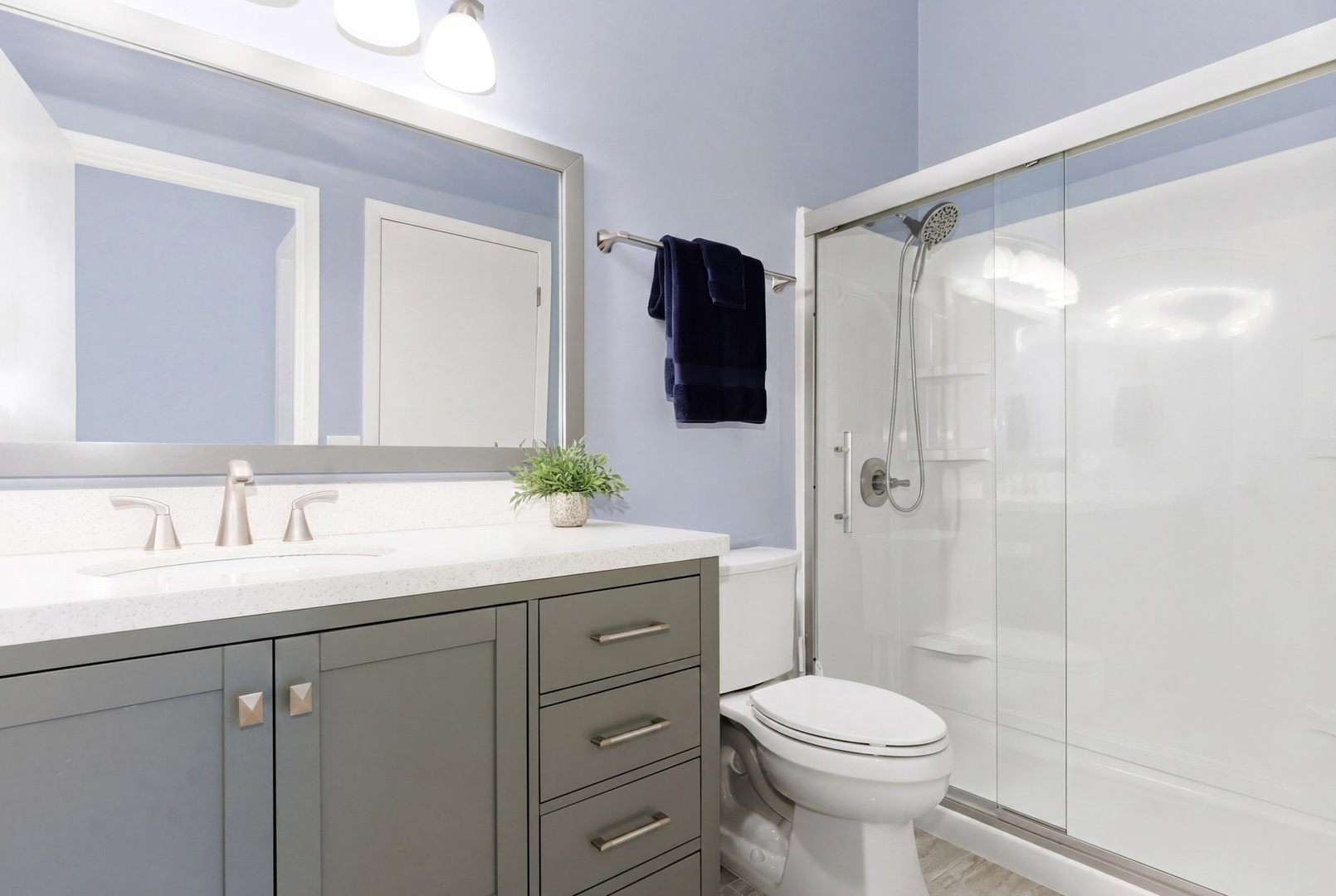 1324 Queensgreen Circle, Naperville, IL 60563