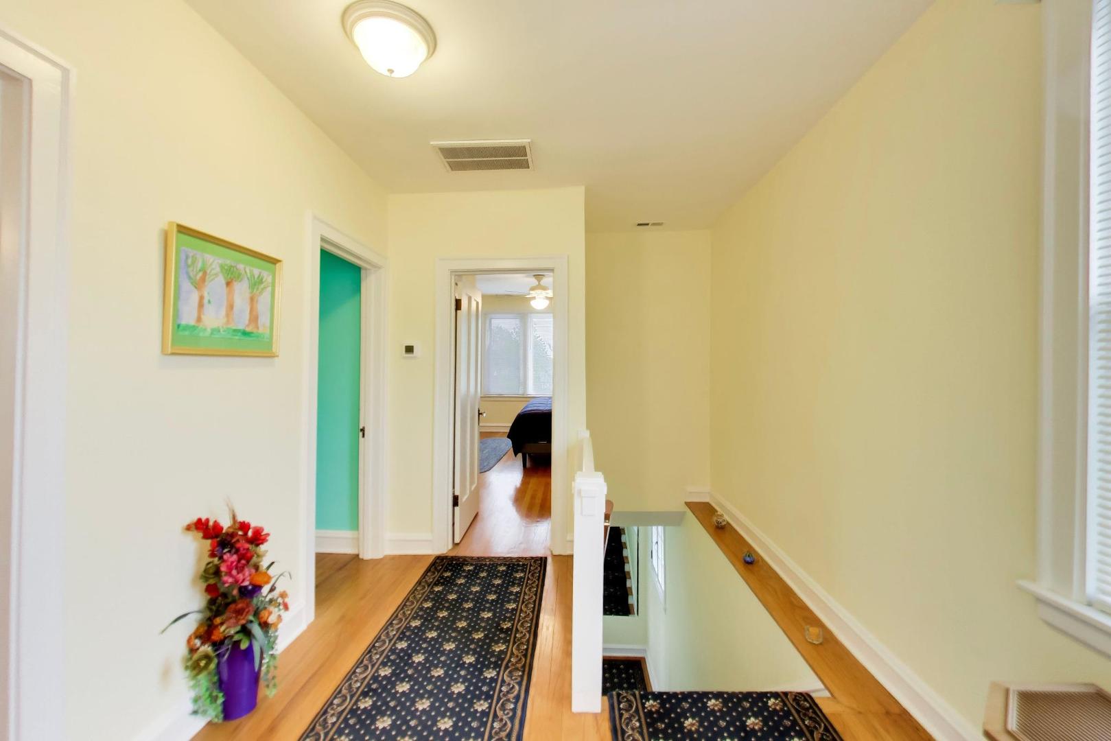 940 W Grant Drive, Des Plaines, IL 60016