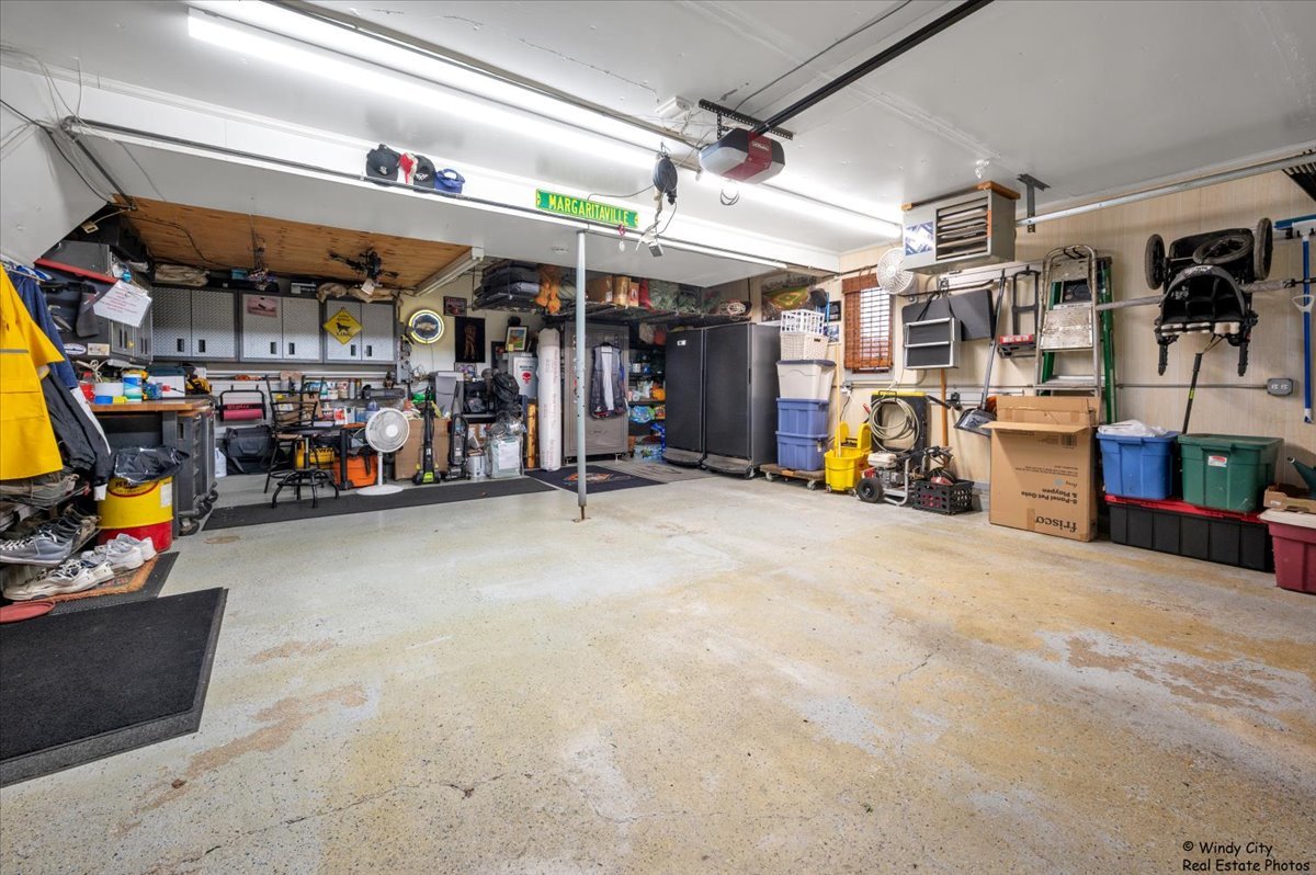 26 Washtenaw Street, Algonquin, IL 60102