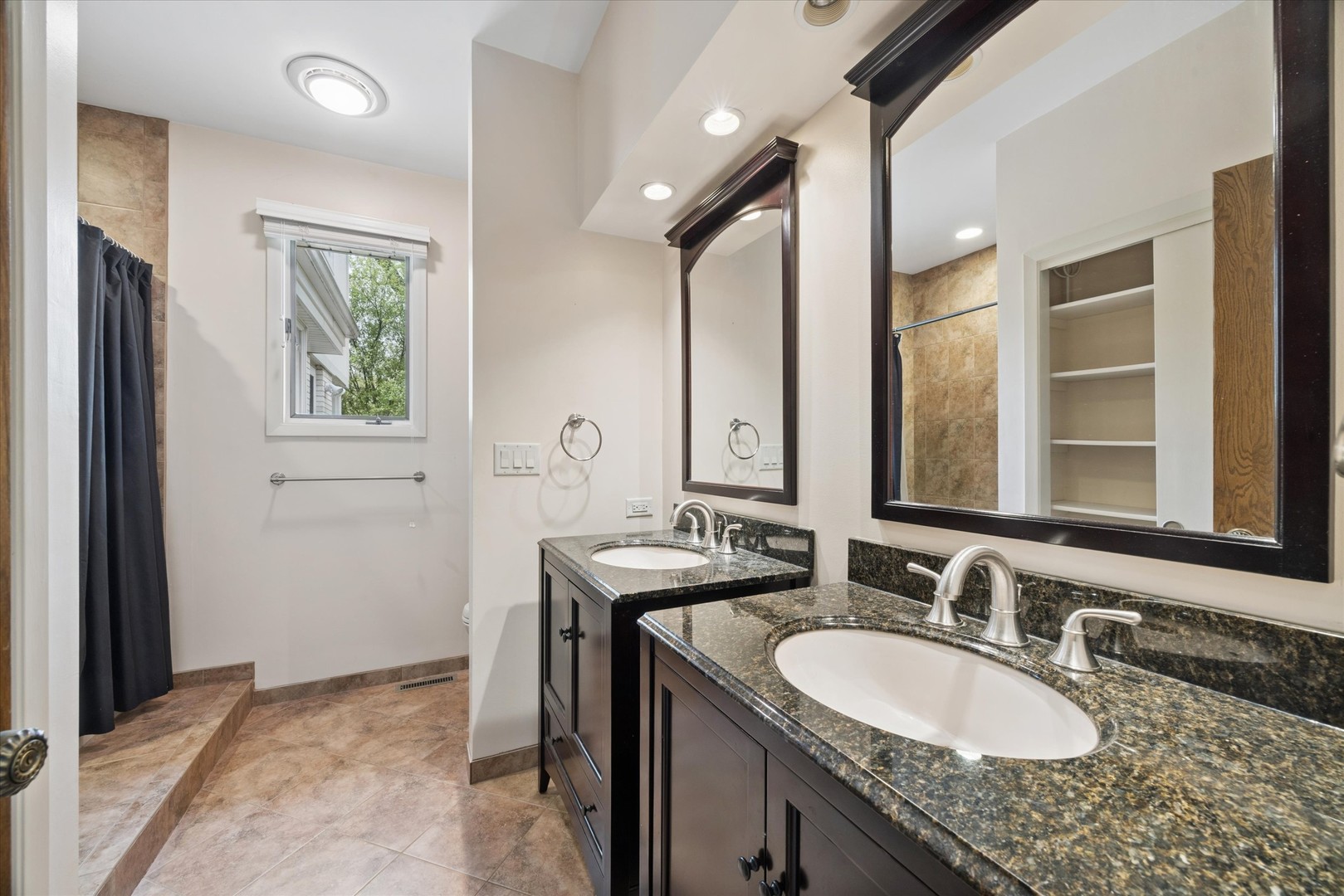 116 51st Place, Western Springs, IL 60558