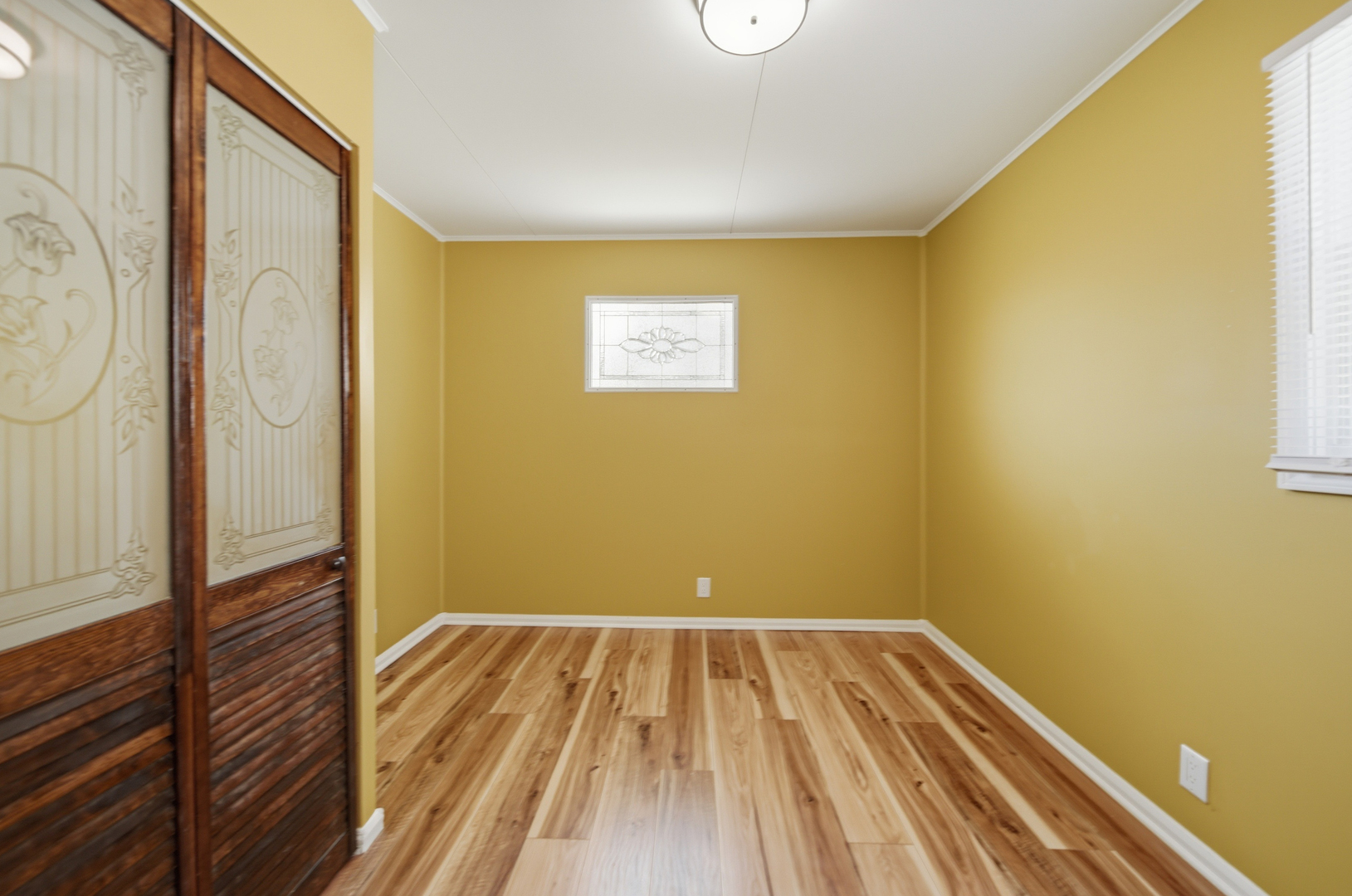 1107 University Street, Dixon, IL 61021