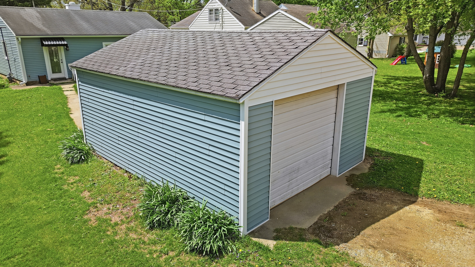 1107 University Street, Dixon, IL 61021