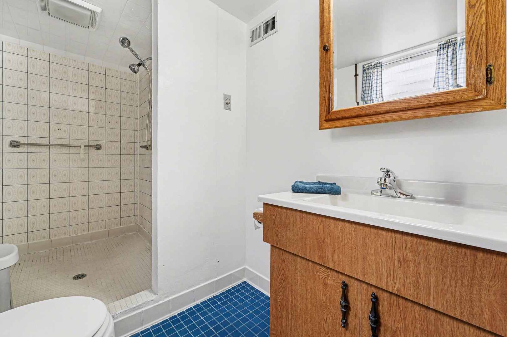 3648 Washington Street, Lansing, IL 60438