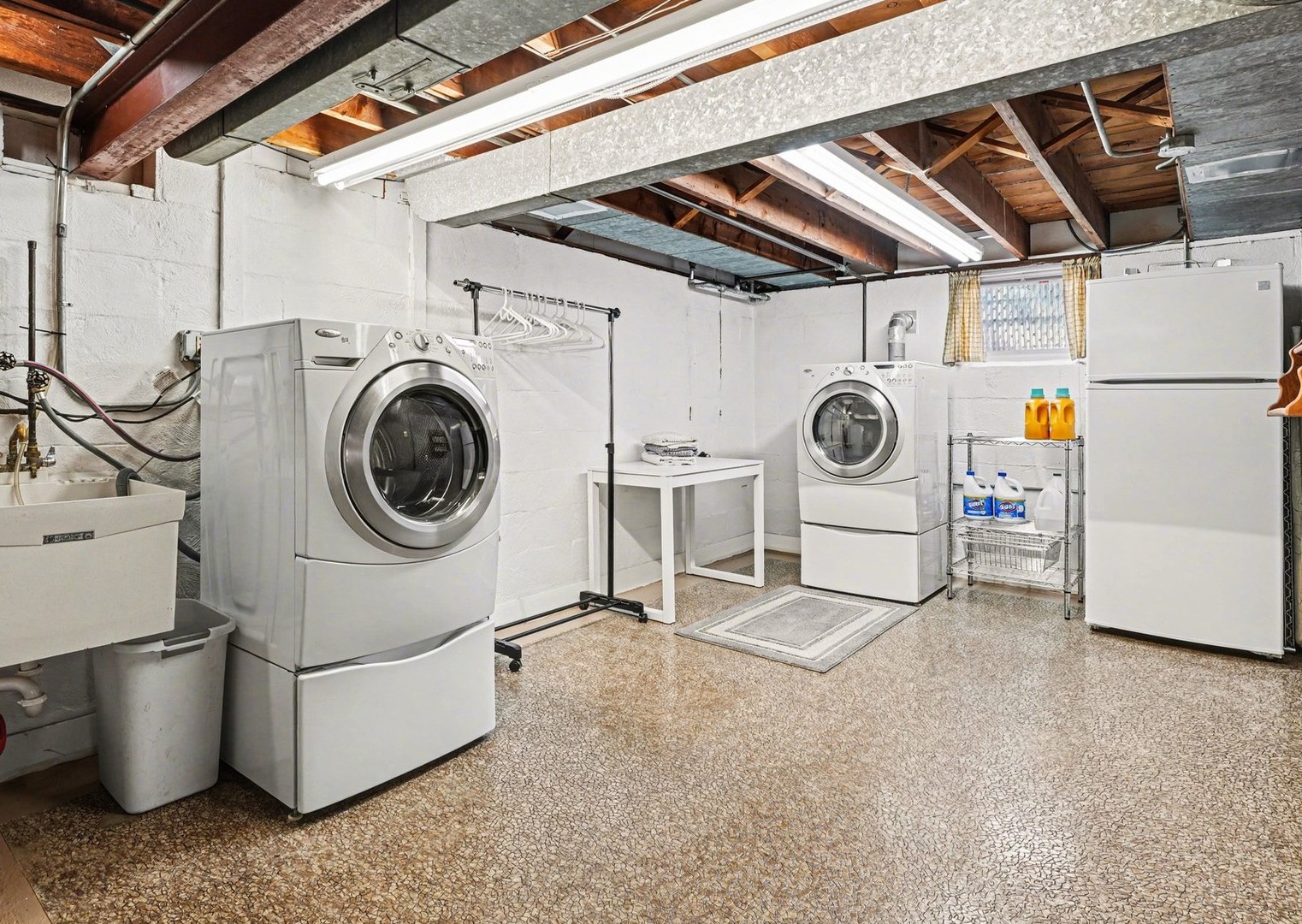 3648 Washington Street, Lansing, IL 60438