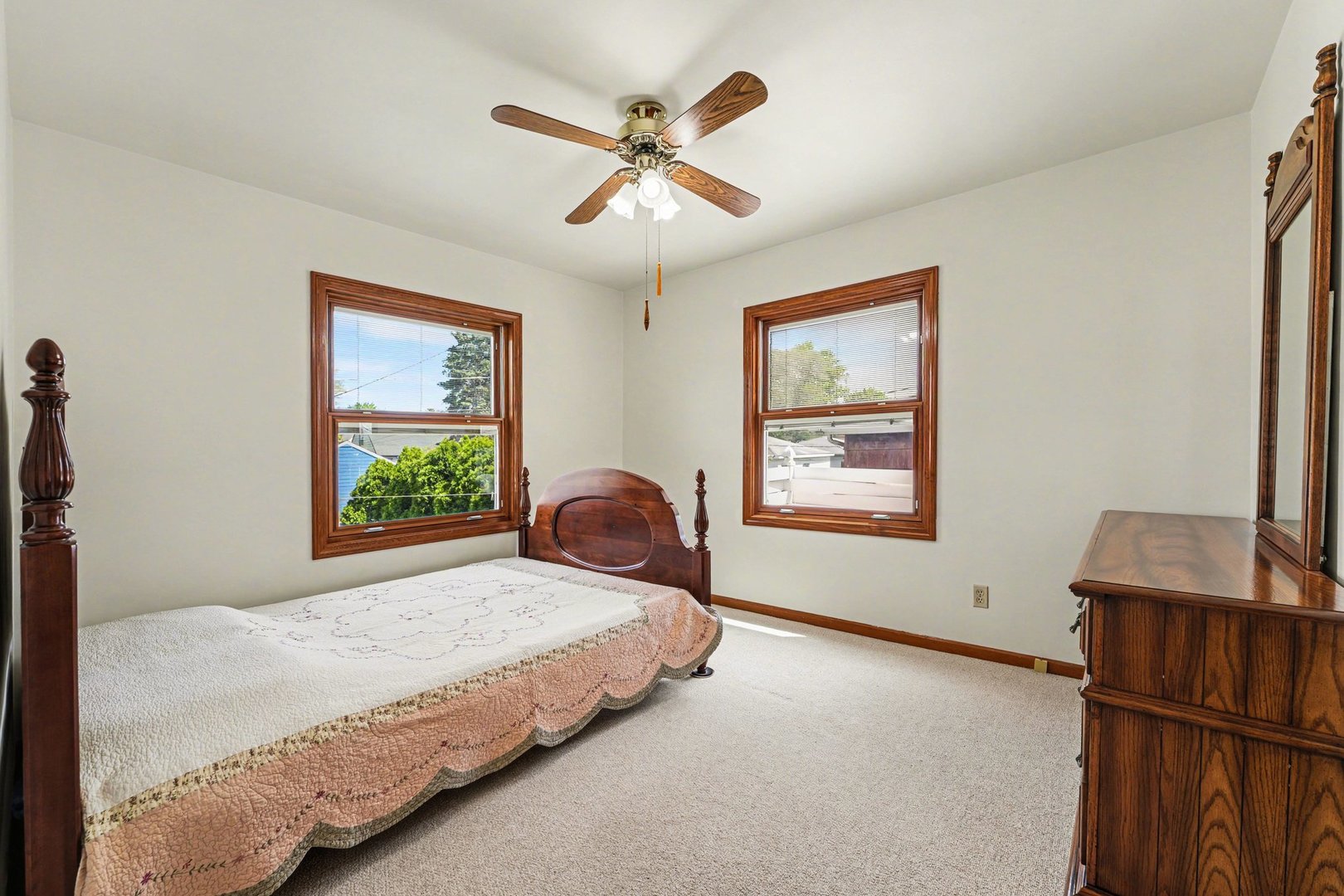 3648 Washington Street, Lansing, IL 60438