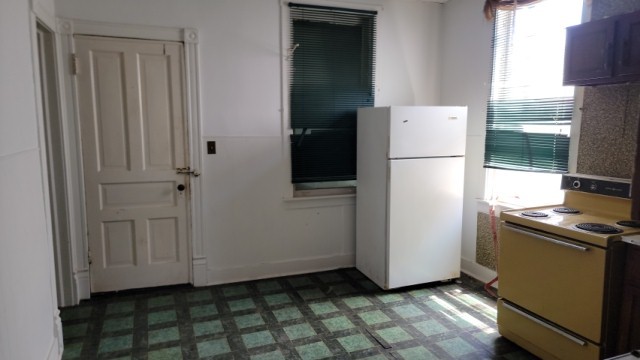 5751 S Carpenter Street, Chicago, IL 60621