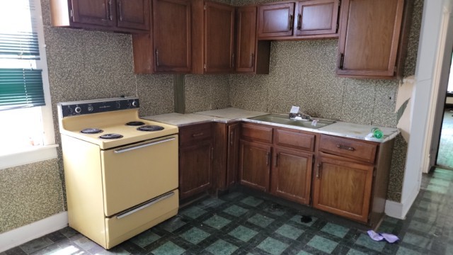 5751 S Carpenter Street, Chicago, IL 60621