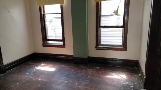 5751 S Carpenter Street, Chicago, IL 60621