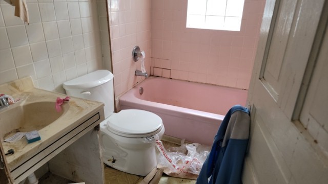 5751 S Carpenter Street, Chicago, IL 60621