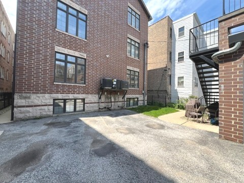 5121 S Kimbark Avenue #1W, Chicago, IL 60615