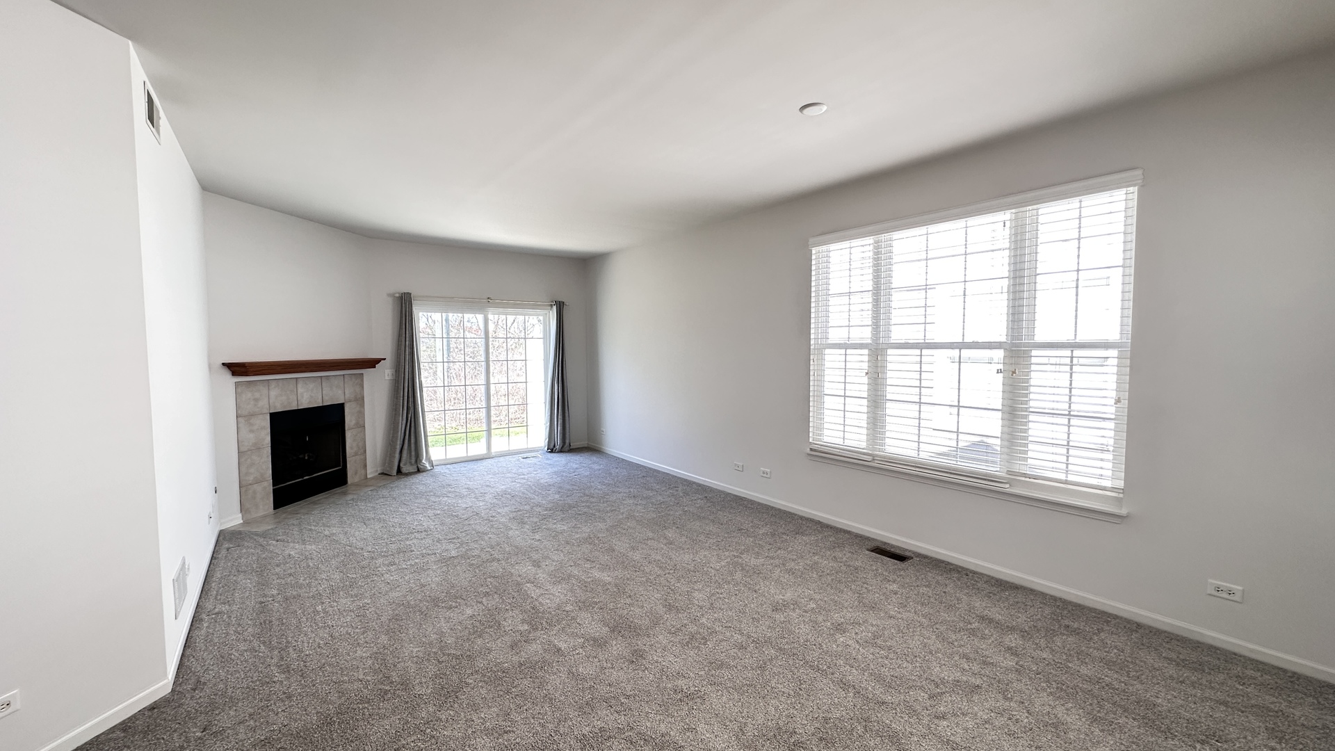 1535 Reserve Lane #1535, DeKalb, IL 60115