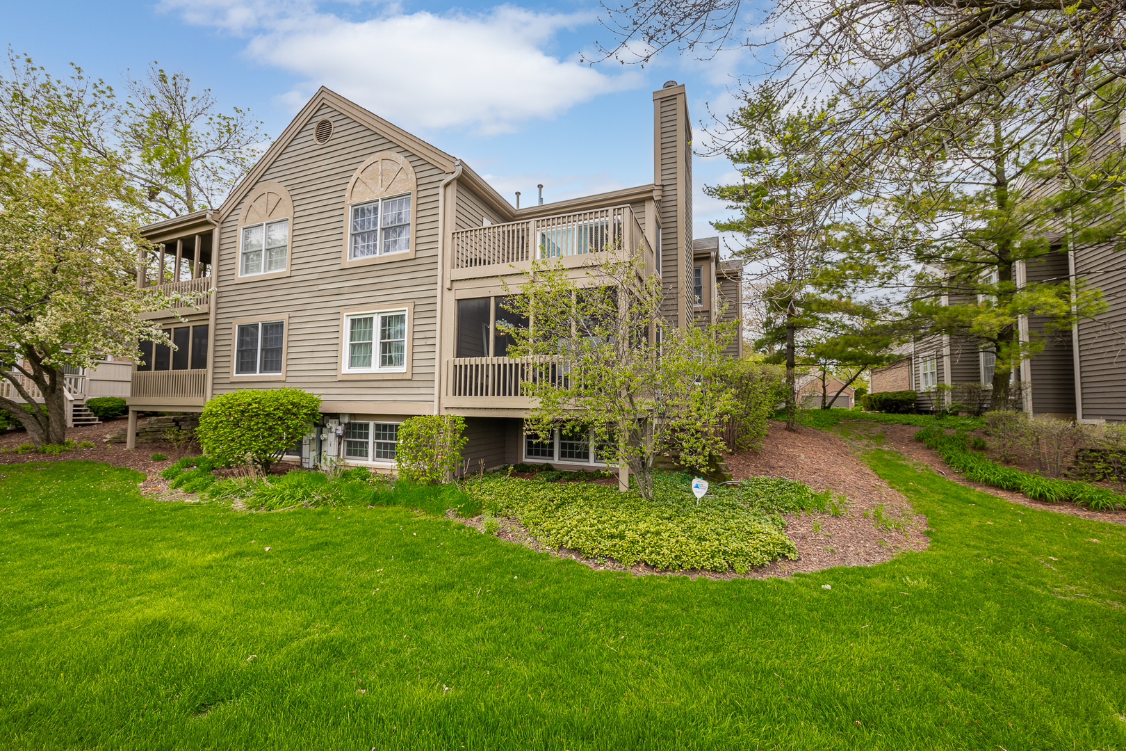 1504 Aberdeen Court #1504, Naperville, IL 60564