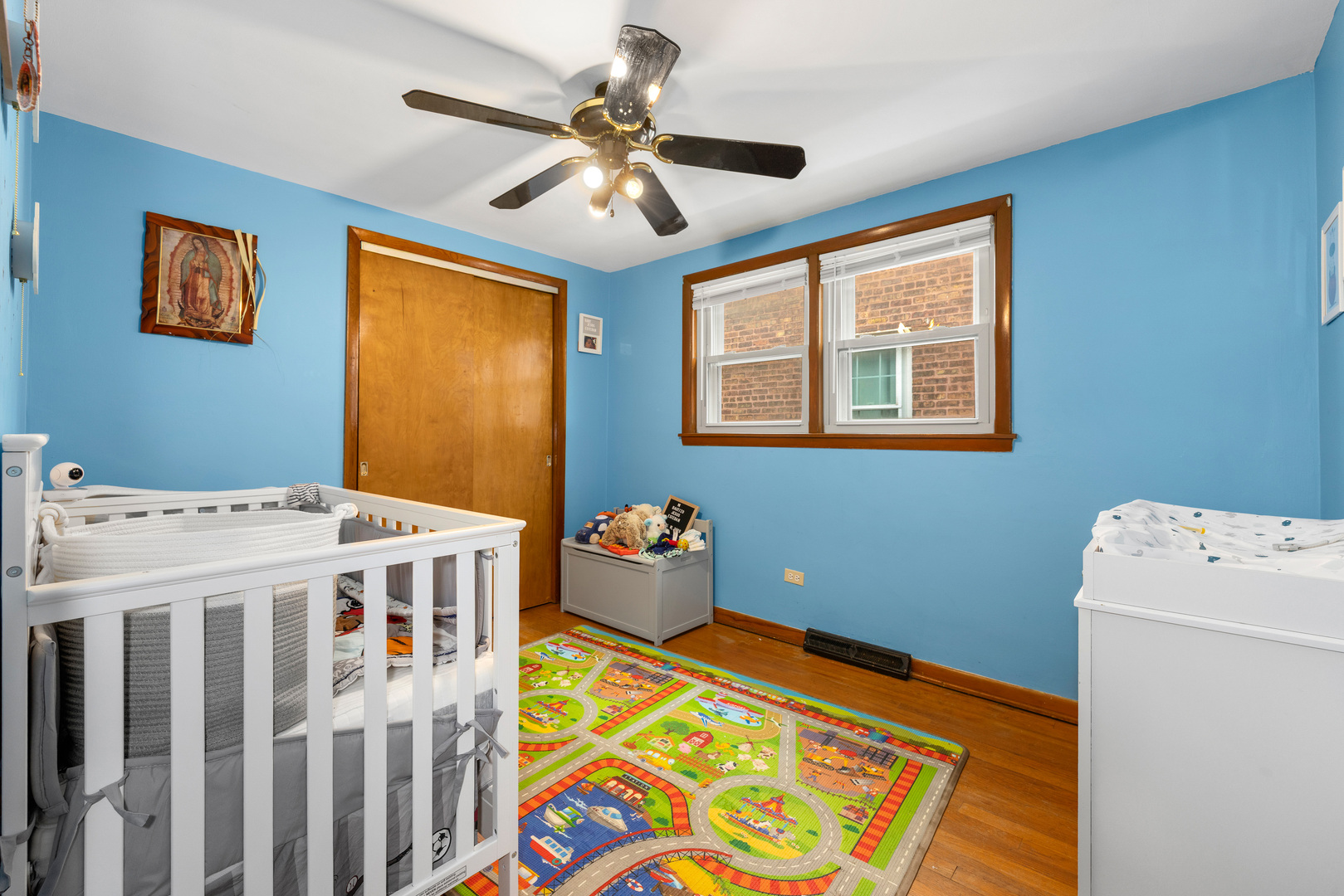 5305 S Menard Avenue, Chicago, IL 60638