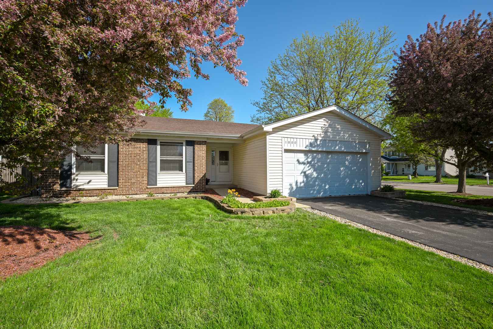 1000 Hunter Street, Lombard, IL 60148