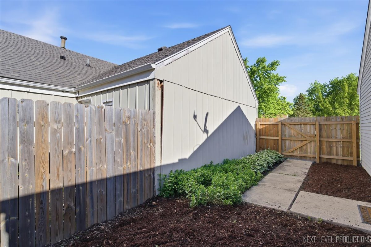 156 Tealwood Road, Montgomery, IL 60538