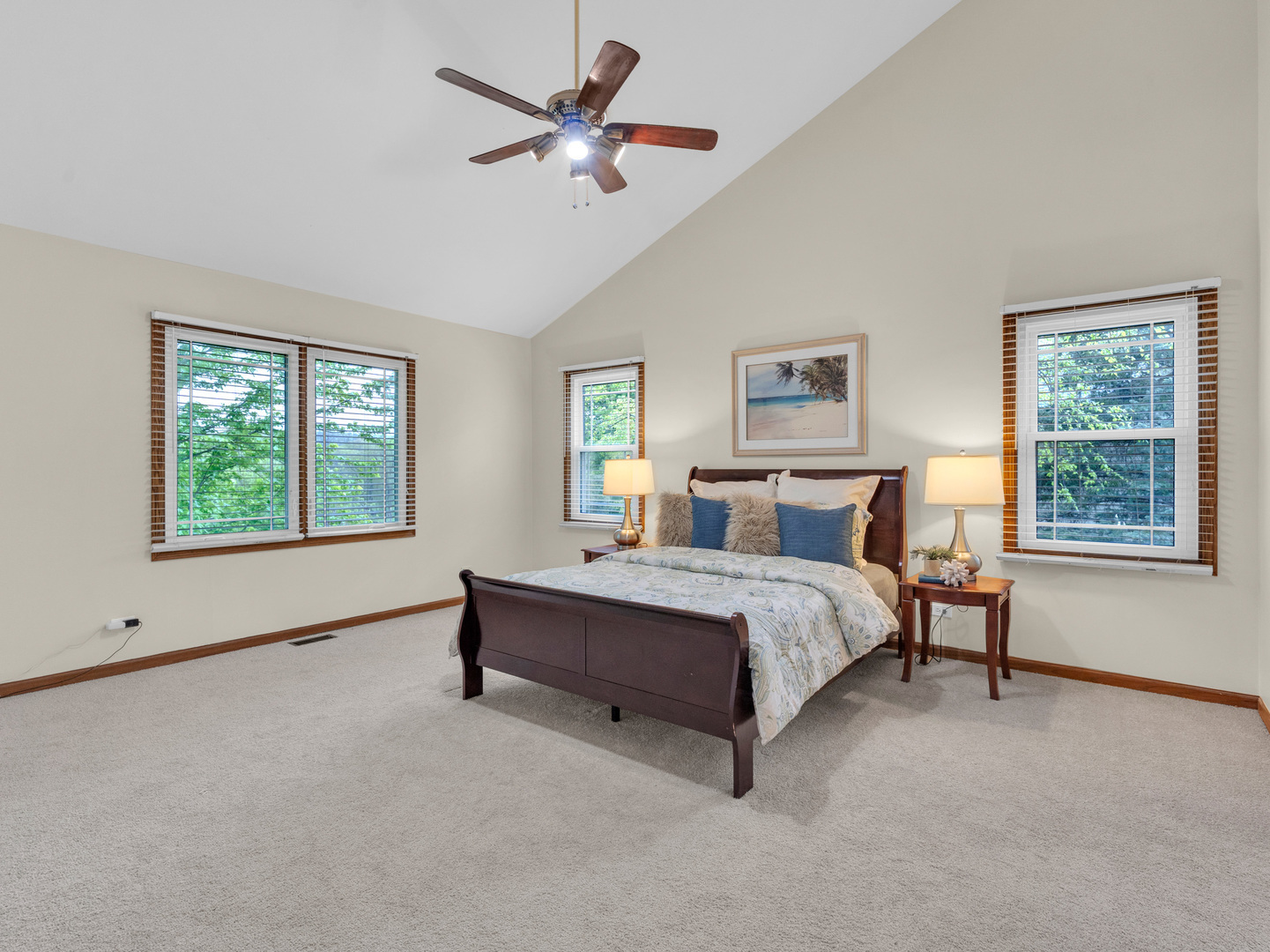 904 Warwick Lane, Lake Zurich, IL 60047
