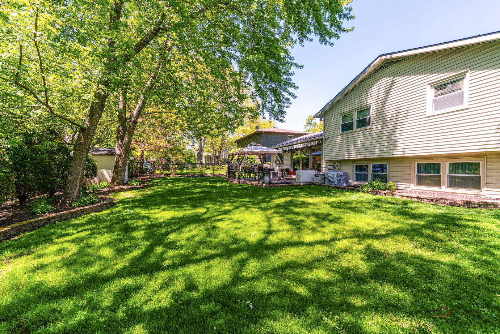 615 E Golf Road, Libertyville, IL 60048