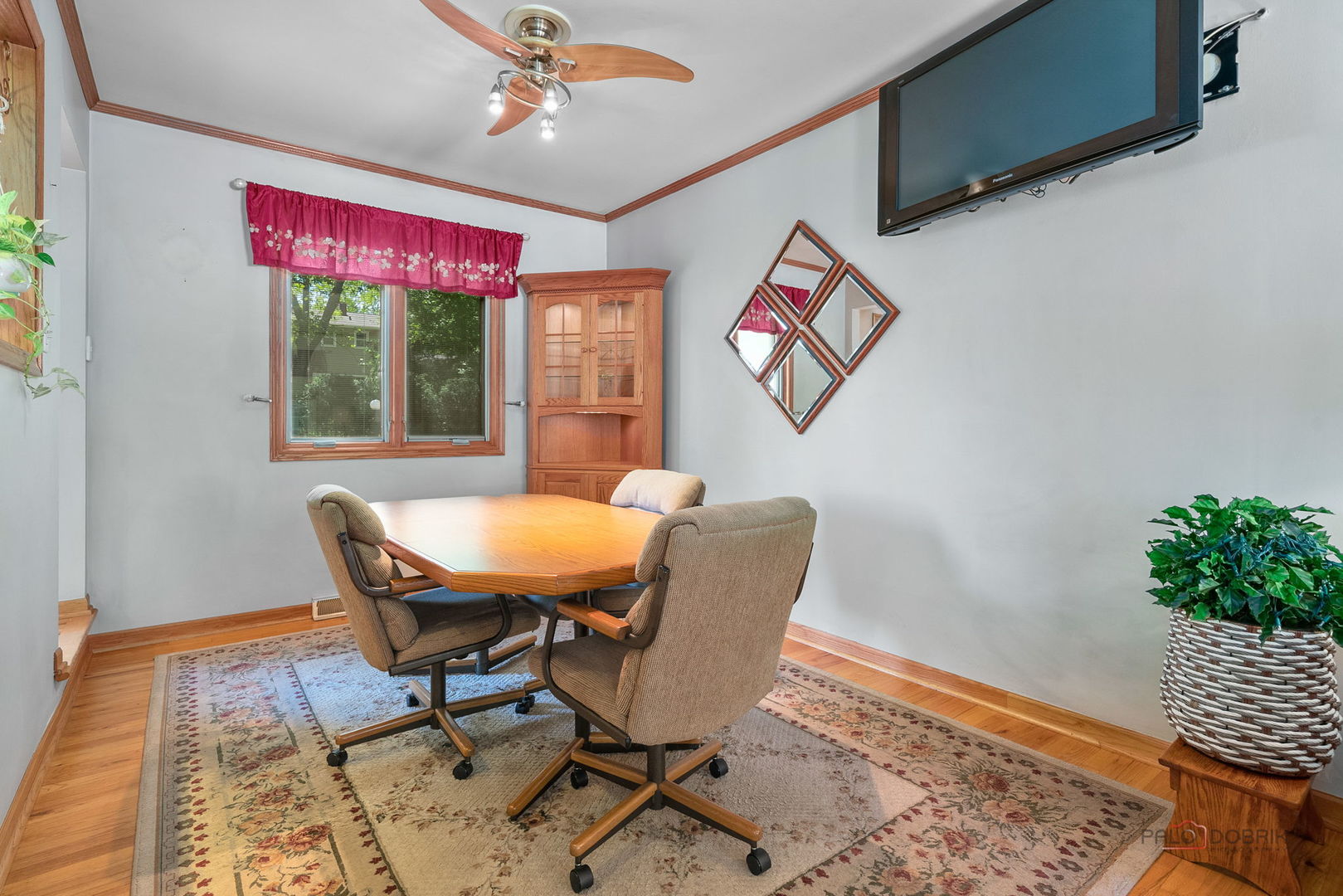615 E Golf Road, Libertyville, IL 60048