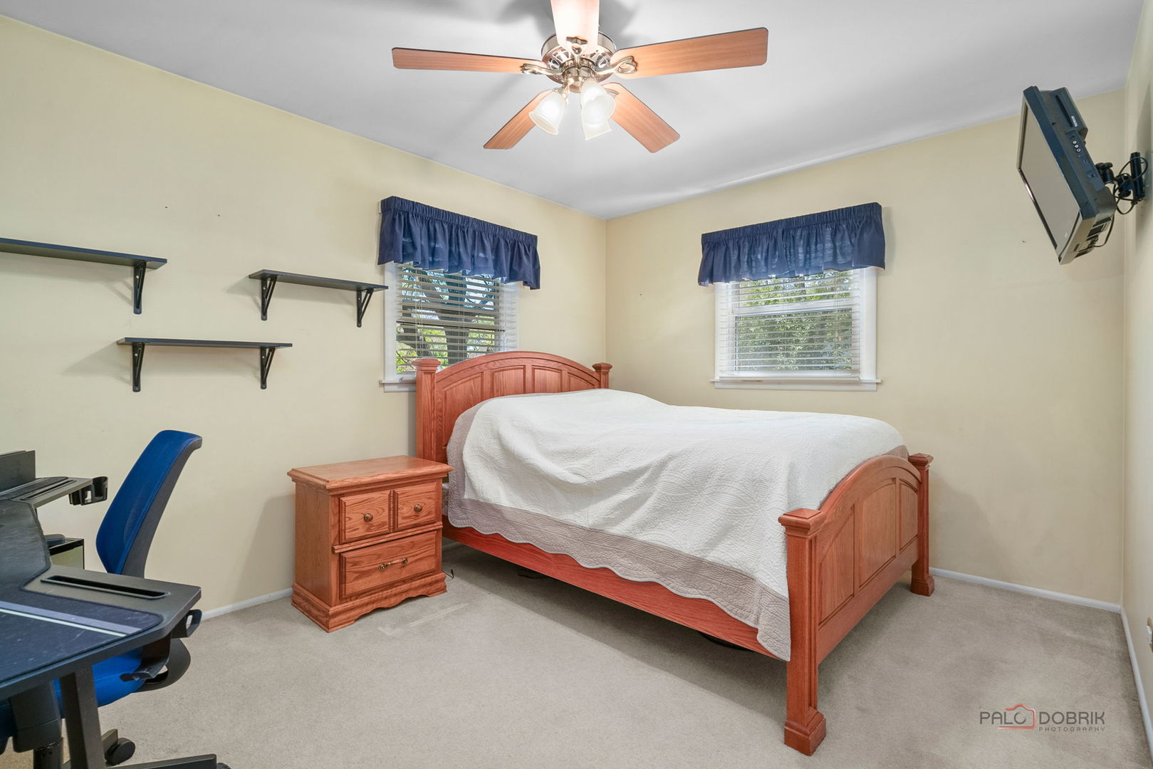 615 E Golf Road, Libertyville, IL 60048
